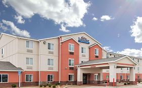 Baymont By Wyndham Fulton